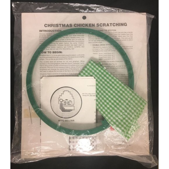 Santa Christmas Chicken Scratching Wall Decor Kit with 8" Framing Hoop NOS - Picture 5 of 5